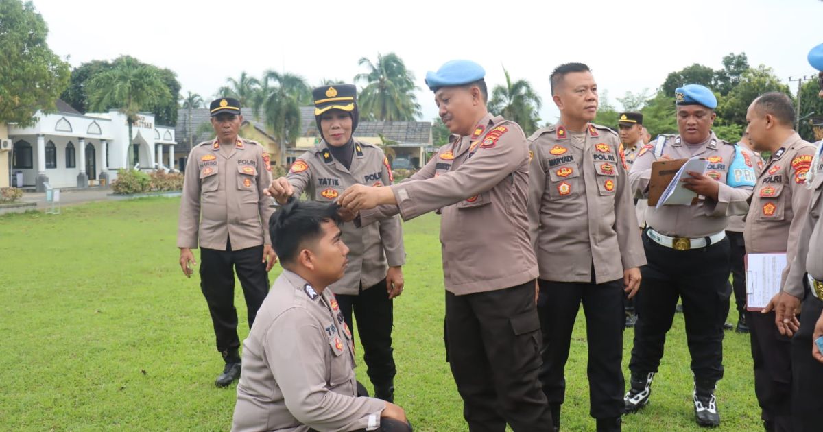 Si Propam Polres Lampung Timur Laksanakan Gaktiplin  Usai Apel Pagi