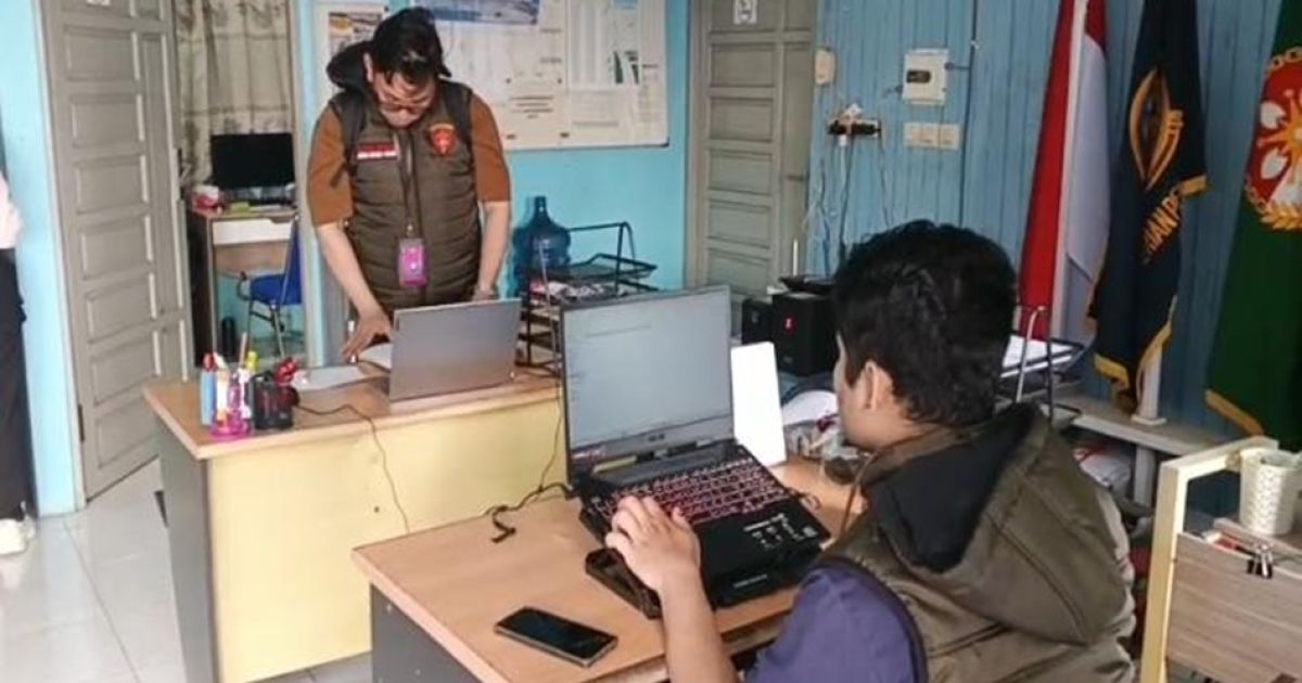 Rangkaian Penggeledahan Empat Belas Titik Lokasi Perkara Pertambangan Tersangka ST