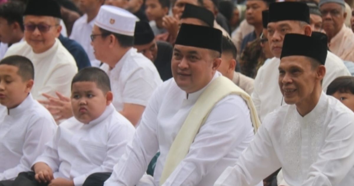Bupati Melaksanakan Shalat Idul Fitri 1447 Hijiriah dan Pesta Rakyat Bersama Puluhan Ribu Masyarakat
