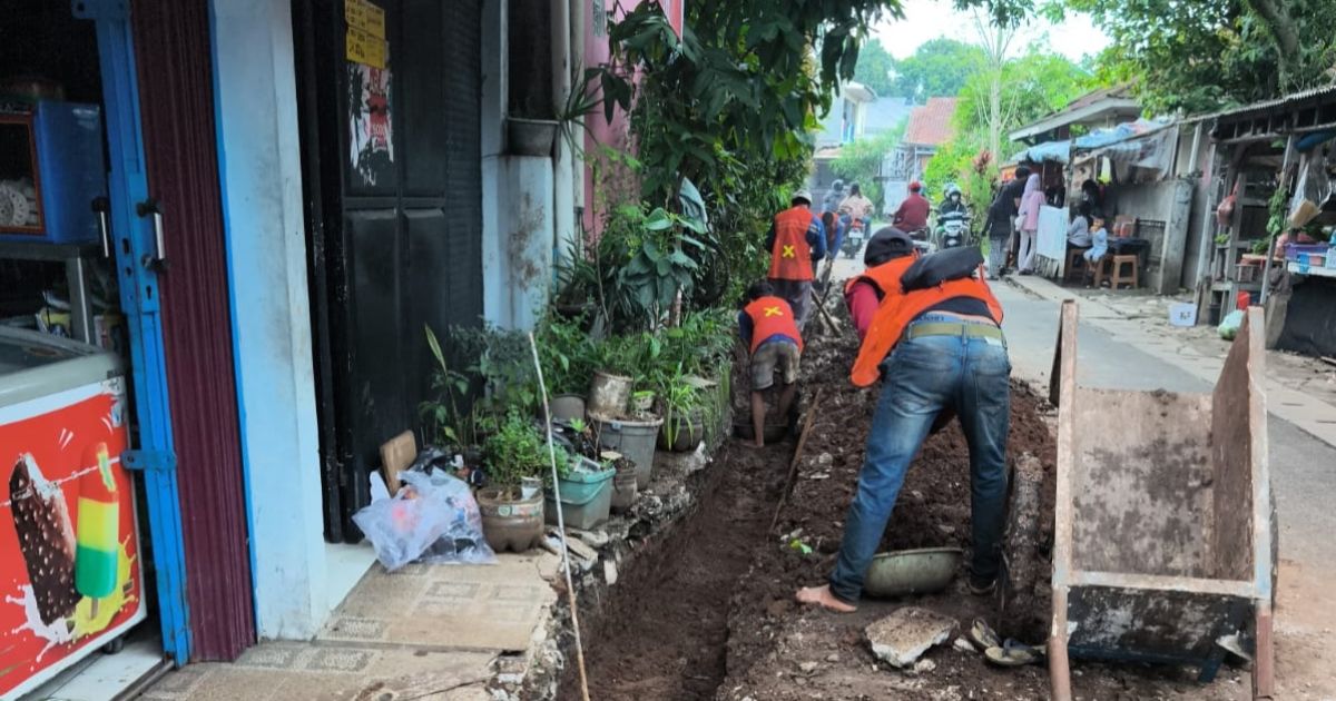 Kabid SDA PUPR Depok Klaim Proyek Drainase Sesuai Prosedur, Fakta Lapangan Justru Berbanding Terbalik