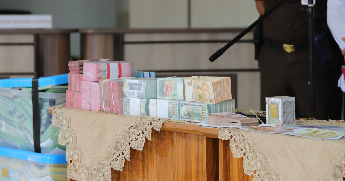 Terima Suap Rp 1,5 m Ketua Ombudsman Jadi Tersangka Perkara Tambang Nikel di Sultra