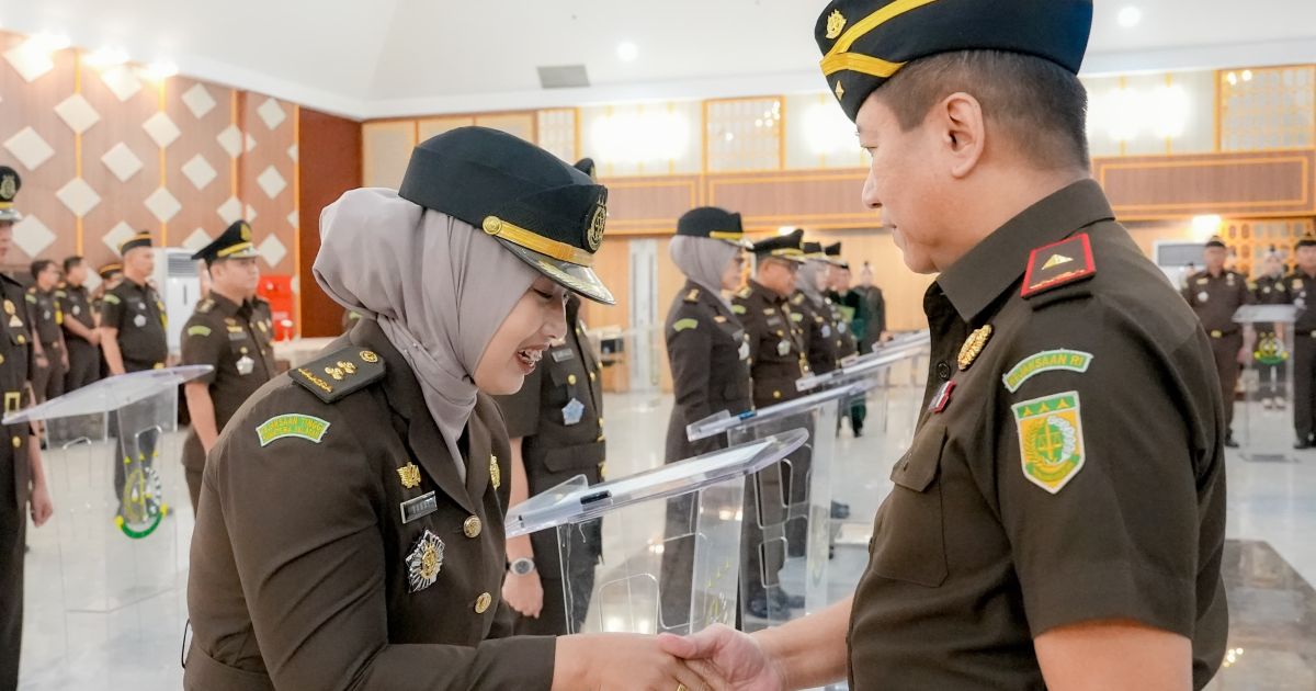 Sebelas Pejabat Eselon III dan IV Kejati Sumsel di Lantik dan di Ambil Sumpah