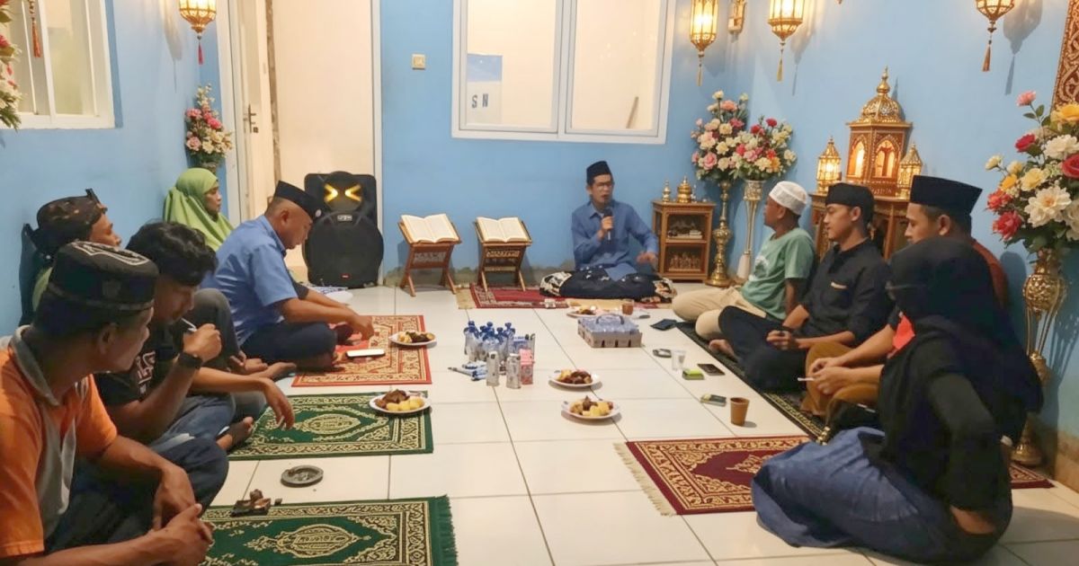 KH Achmad Yaudin  Sogir  Ajak Istiqamah Hadiri Majelis Taklim Al-Qalam Perkuat Tradisi Keilmuan Jurnalis,