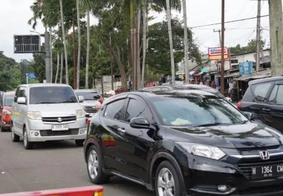 Antisipasi Membludaknya Kendaraan Jalur Puncak Saat Pergantian Tahun Pemkab, Polres Bogor Terapkan Car Free Night 