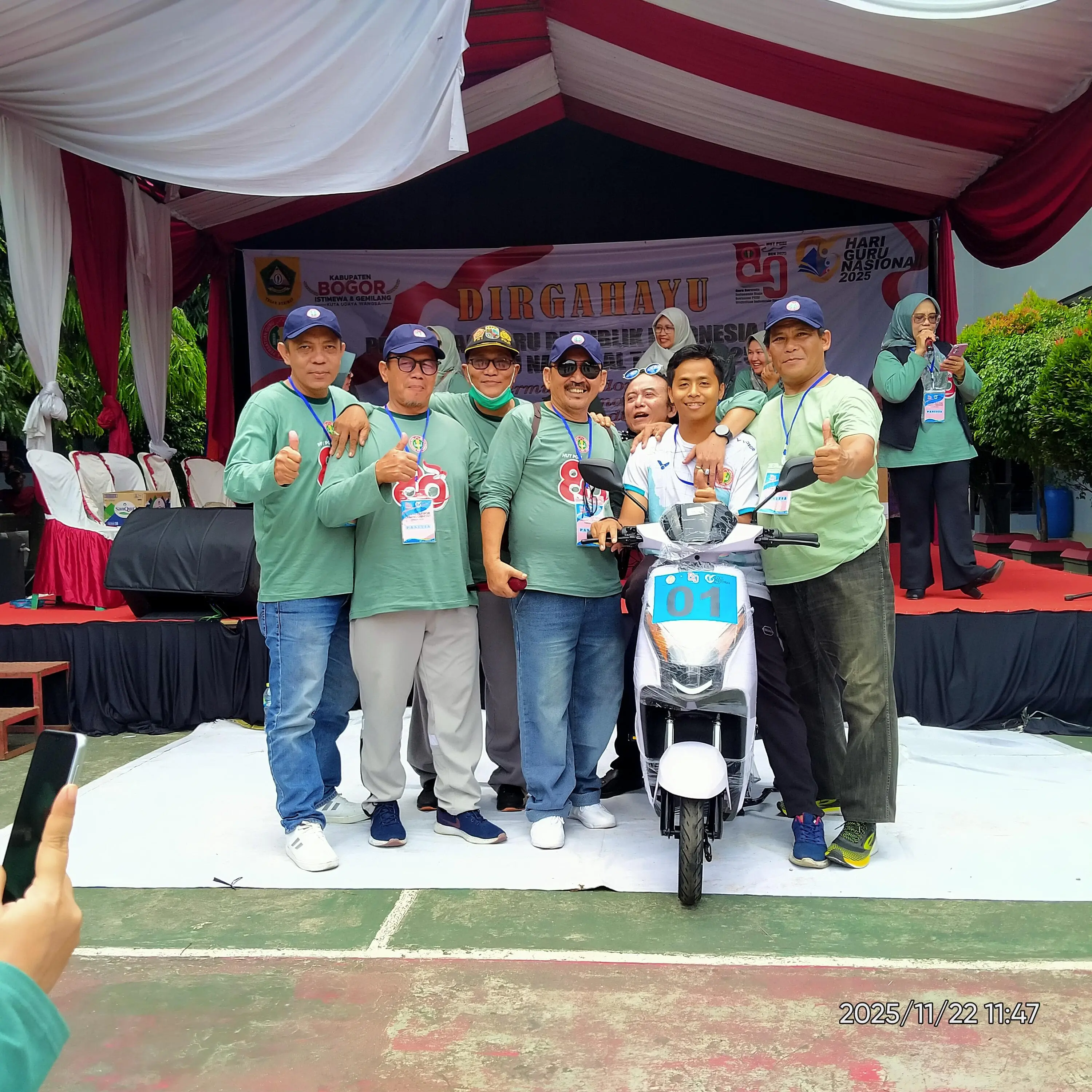 Serba Serbi Jalan Sehat PGRI Cabang Cibinong, Ini Doa Istri Saya..