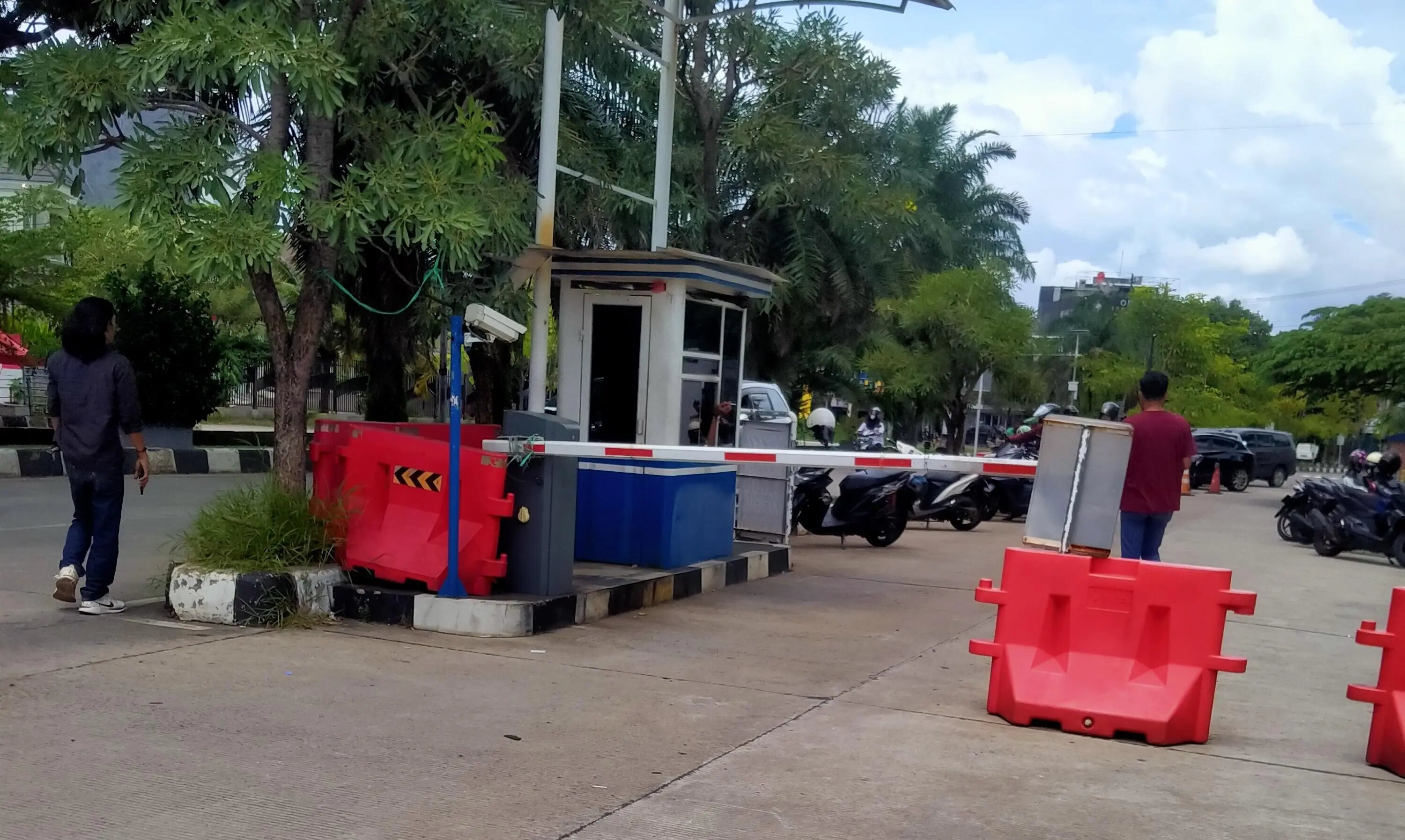 Jadi Ladang Bisnis, Area Dilarang Parkir di Depok, Siapa di Bertanggung Jawab