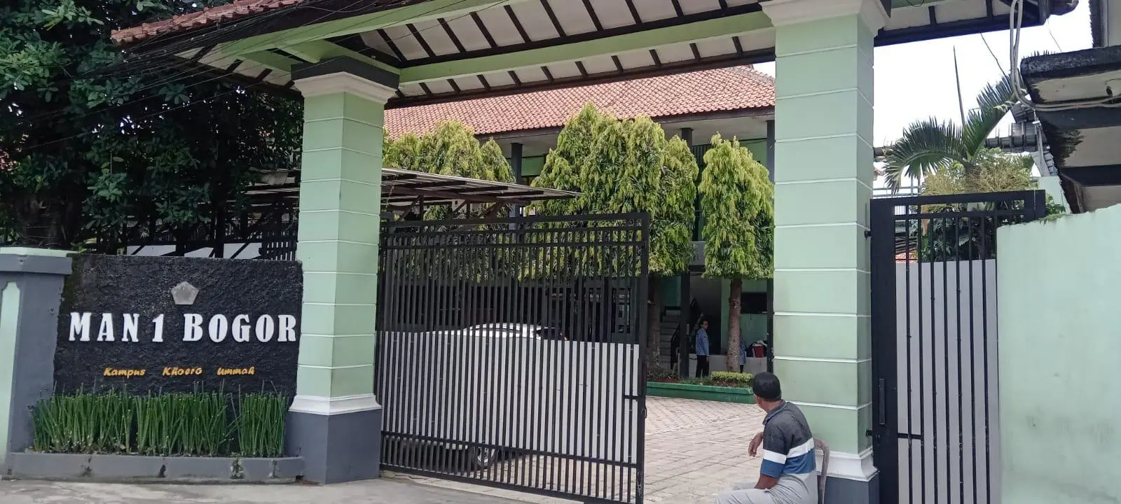 Patut Diduga Keras Kepsek Dan Komite Sekolah Bekerja Sama Melakukan Pungli, Berkedok Sumbangan 