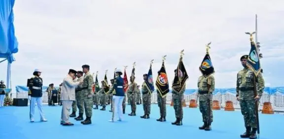 11 Purnawirawan TNI Terima Anugerah Pangkat Istimewa, di KRI dr. Radjiman Wedyodiningrat