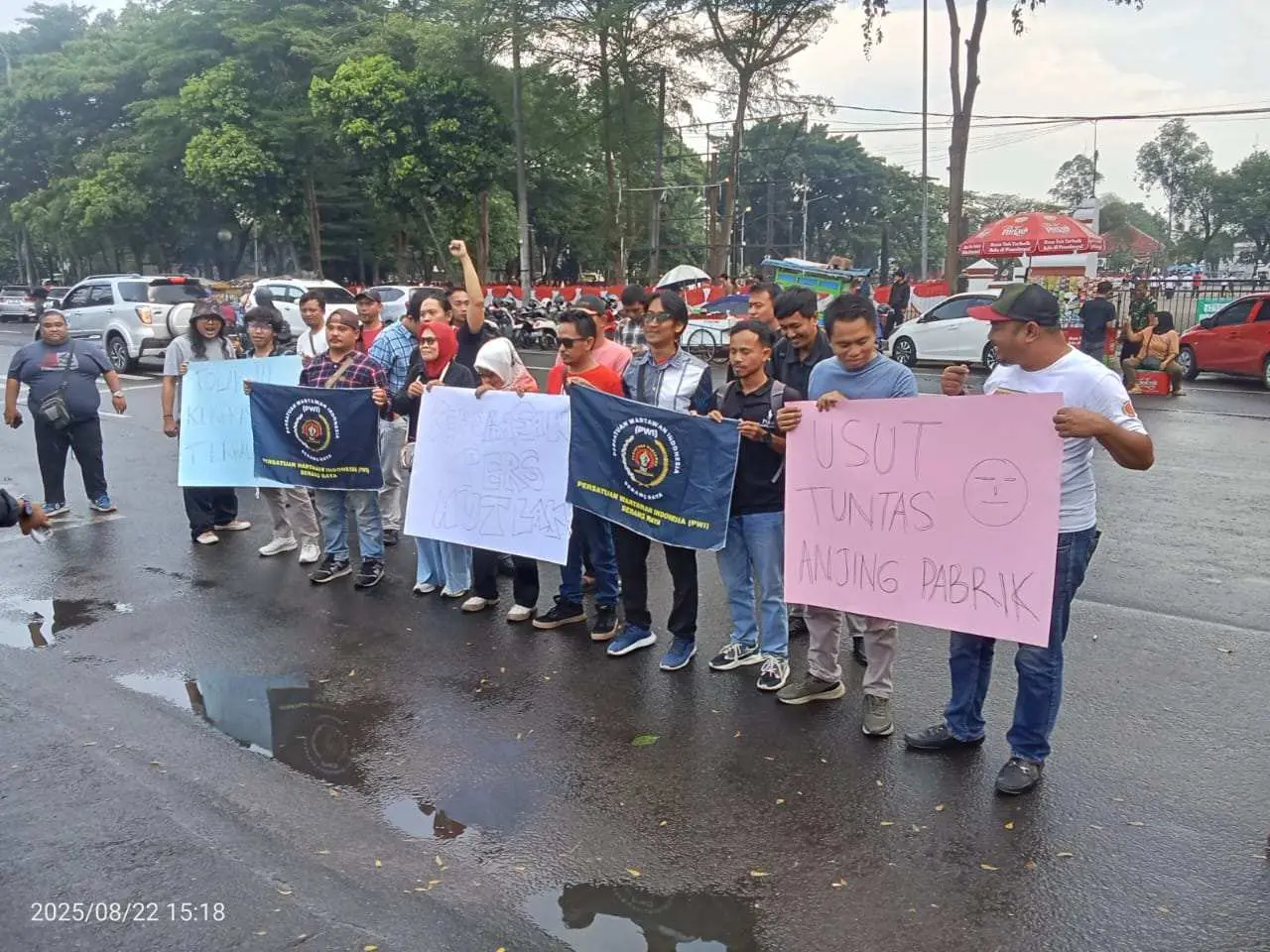 Alami Kekerasan Saat Bertugas, PWI Serang Gelar Aksi Solederitas Tuntut Perlindungan dan Tegakkan Kebebasan Pers