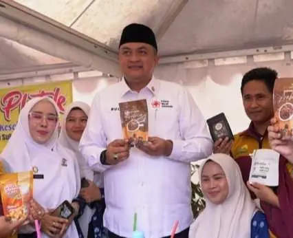 Kunjungan Kerja Rudy Susmanto di Sukamakmur, Tinjau Pelayanan Nikah Gratis Massal 