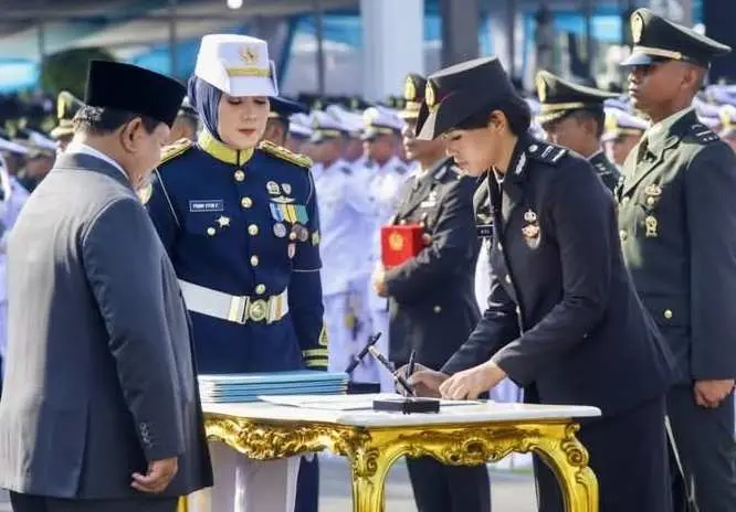 Dua Ribu Perwira, Remaja TNI- Polri Dilantik, Ini Pesan Prabowo Subianto 