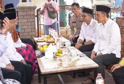 Jum'at Keliling Gunung Putri,Jaro Ade Tampung Aspirasi Masyarakat 