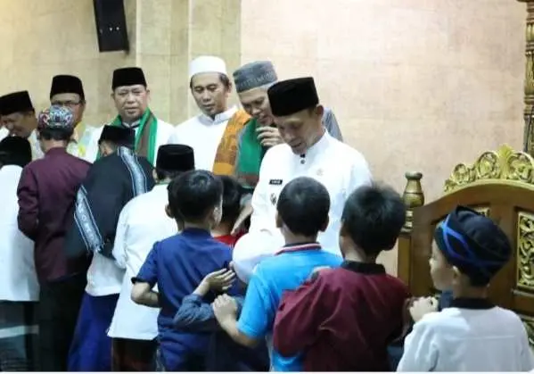 Hadiri Tarawih Keliling Wakil Bupati Ajak Mitigasi dan Kondusifitas Wilayah 