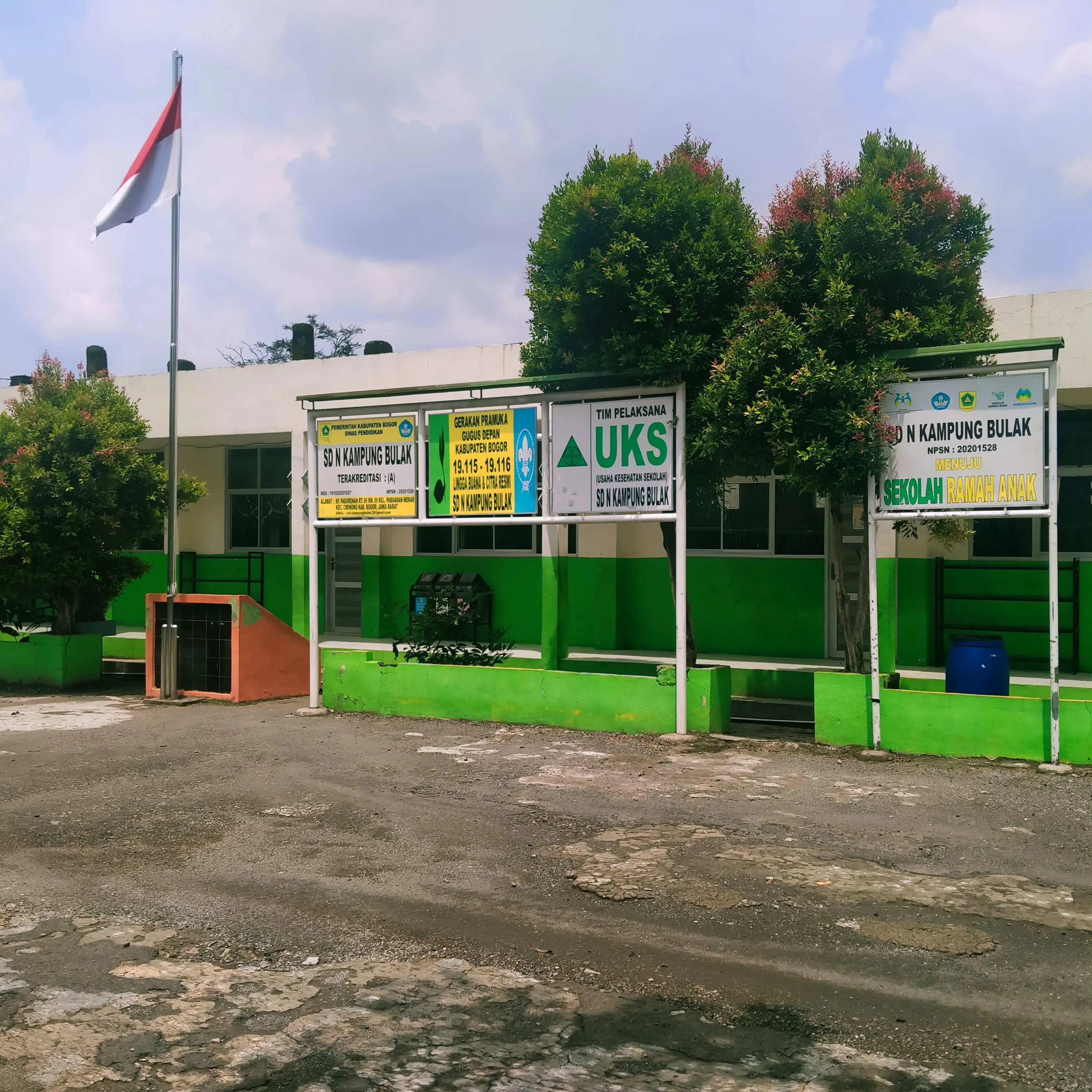 Pembangunan Bertingkat Gedung Sekolah di Kecamatan Cibinong Mangkrak 