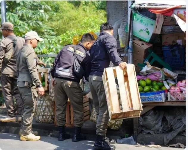 Bupati Bogor Apresiasi Jajarannya, Respon Cepat Aduan Masyarakat 