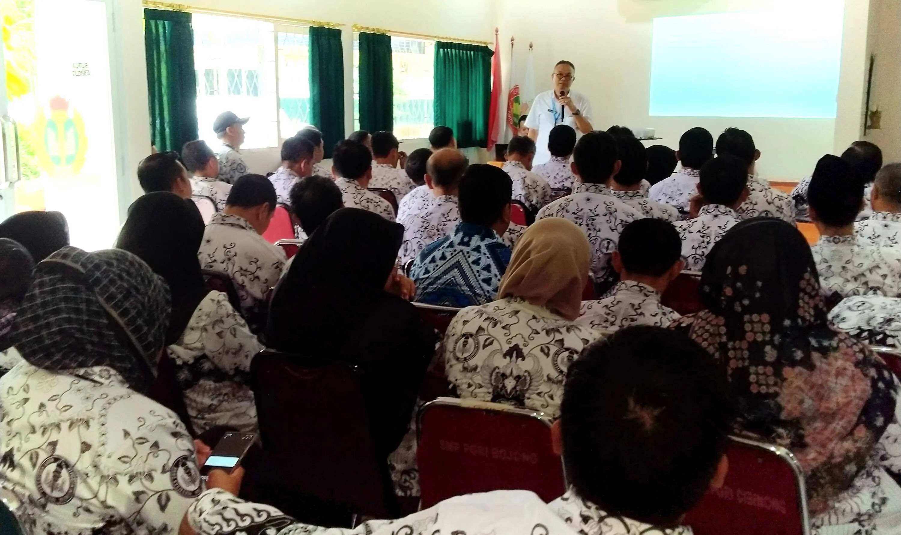Rapat Pembinaan  Persekolahan  PGRI  Kabupaten Bogor
