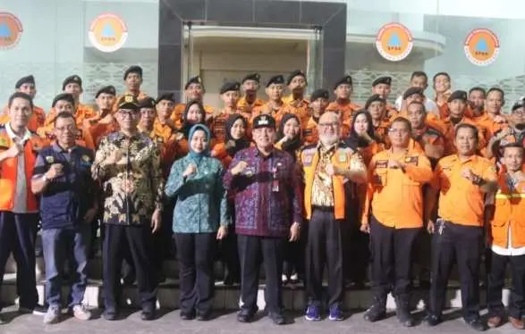 Kabupaten Bogor Peduli Sukabumi Terdampak Bencana, Bachril Bakri Lepas Bantuan 