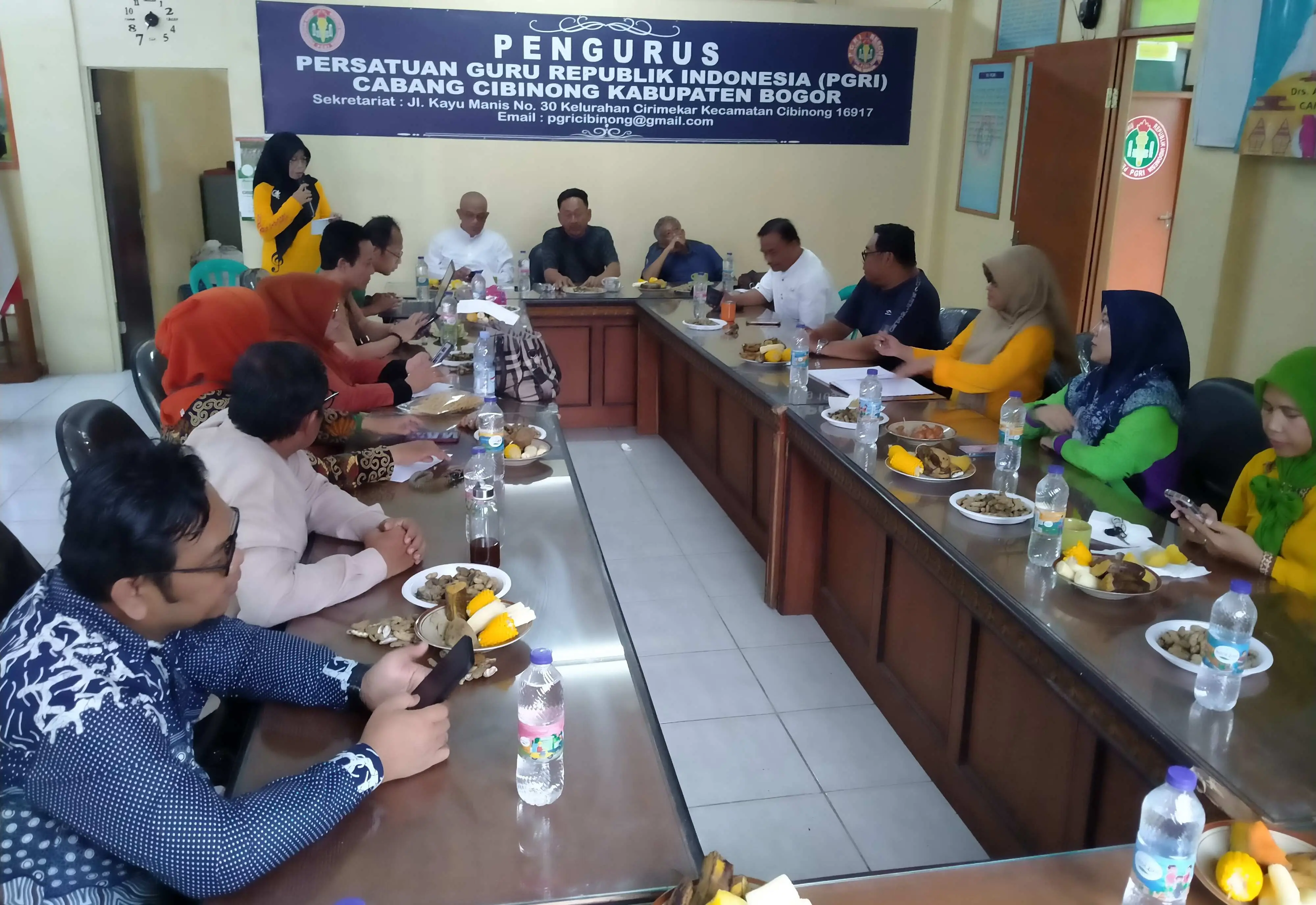 Rapat Pengurus dan Panitia PGRI Cibinong, HUT PGRI ke 79 dan HGN Tahun 2024