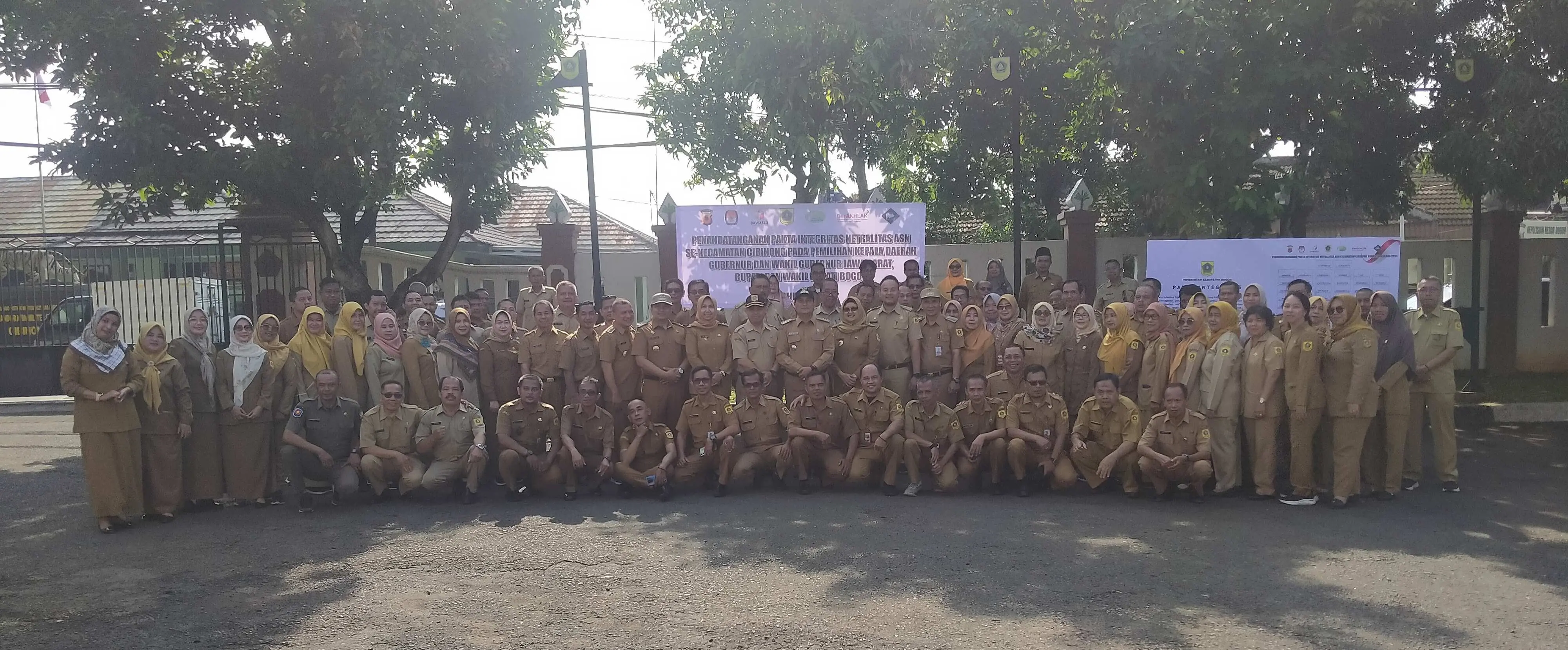 Penanda Tanganan Fakta Integritas Netralitas Apartur Sipil Negara Bersama Kecamatan Cibinong 