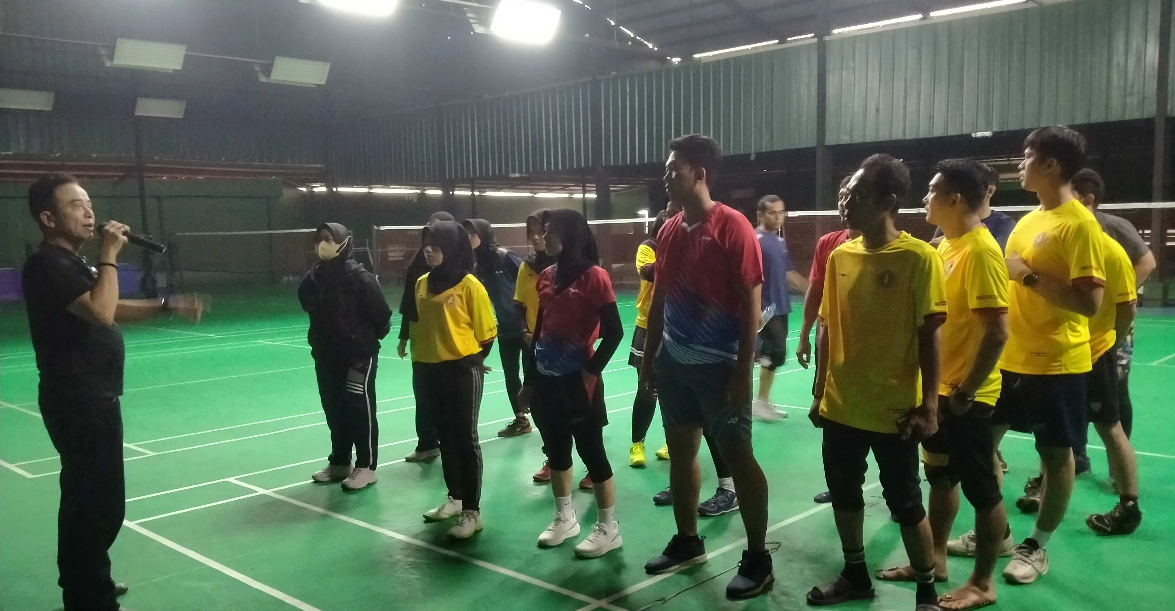 Lomba Cabang Badminton Antar Cabang PGRI Wilayah Dua